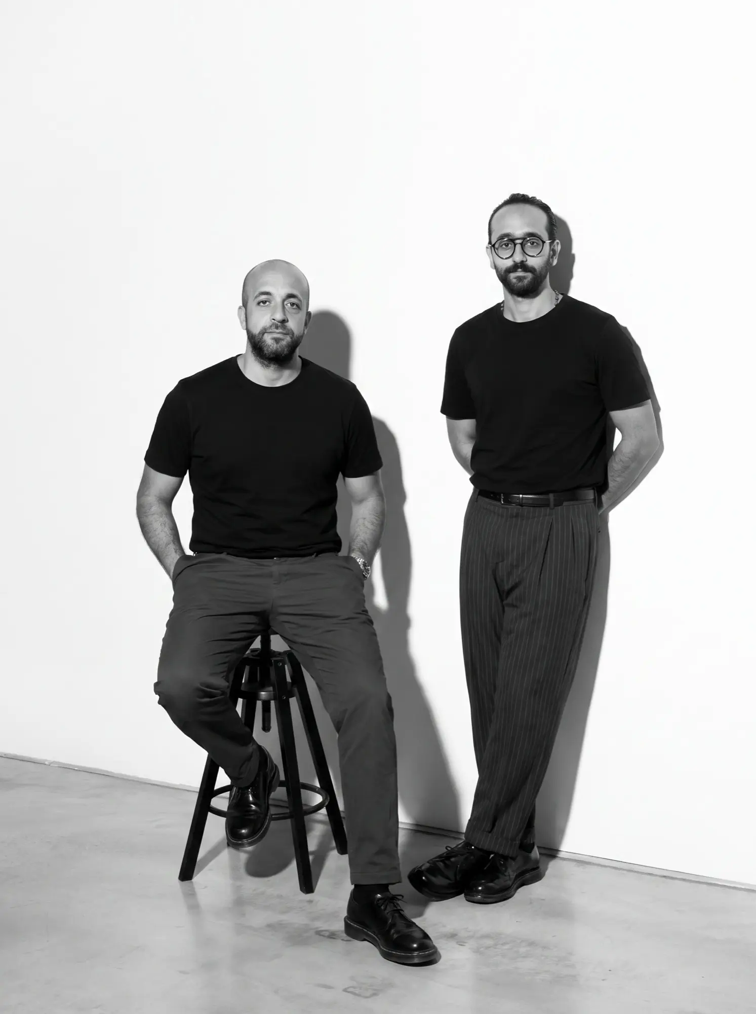 Firaz et Badie, cofondateurs de Tapitout, dans l'atelier